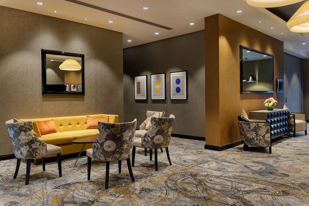 Doubletree By Hilton Woking Hotell Interiør bilde