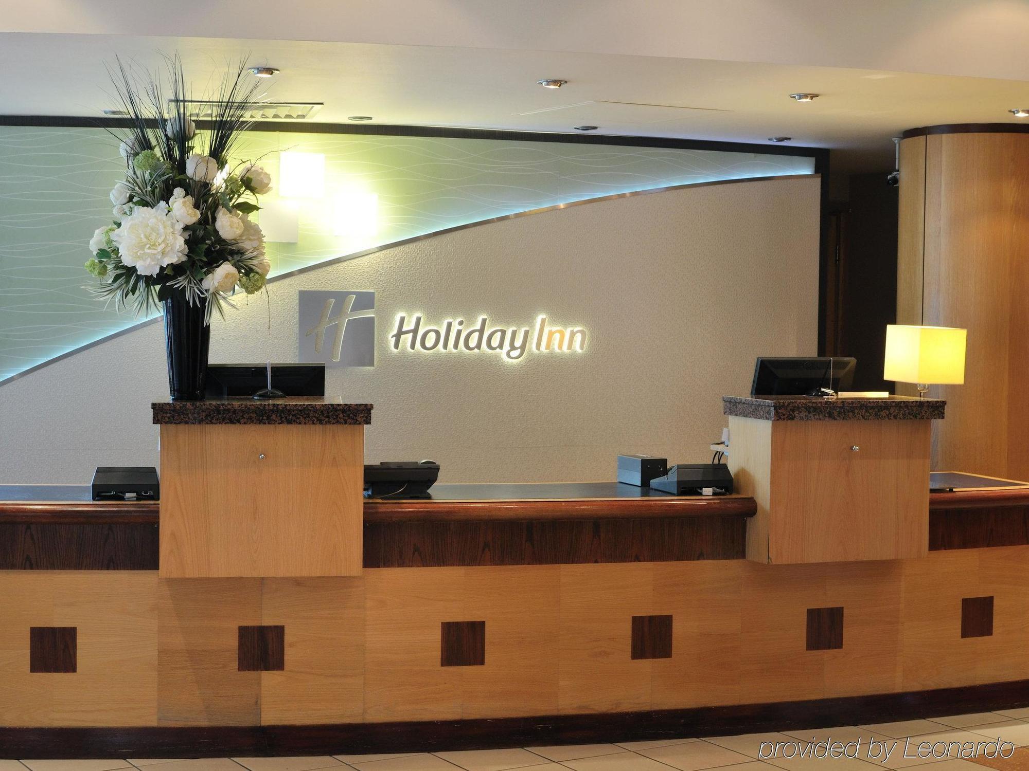 Doubletree By Hilton Woking Hotell Interiør bilde